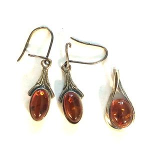 Amber Earrings & Pendant